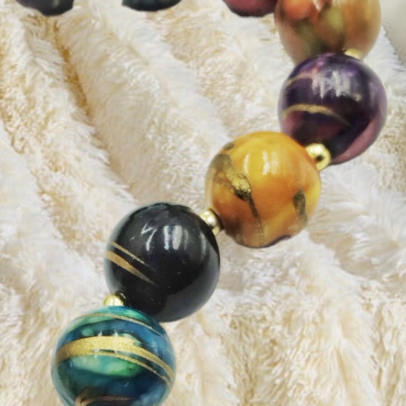 Handpainted Multicolor Beads Necklace - Picture 6 of 12